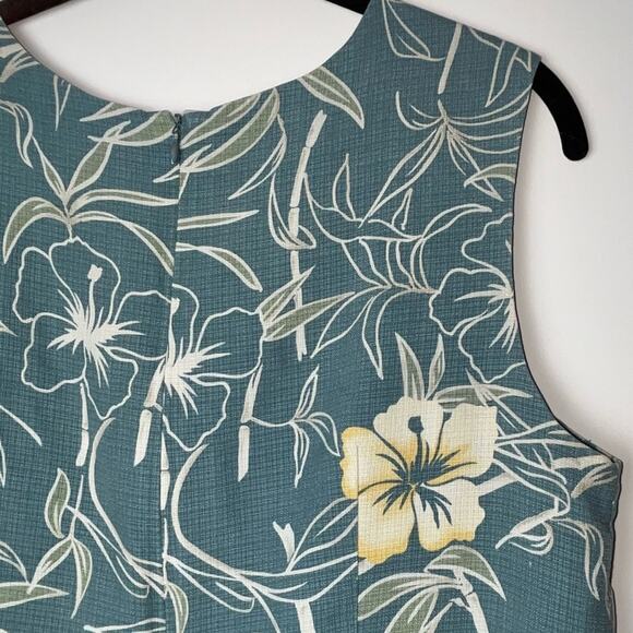Vintage TOMMY BAHAMA Hibiscus Sleeveless Silk Top woman's size large green/blue - Picture 11 of 16